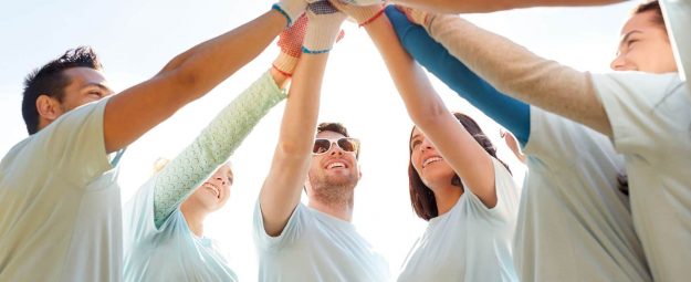 testata-aderisci_vises